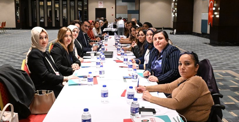 GAZİANTEP KADIN KOMİTE BAŞKANIMIZ SATILMIŞ, HAK-İŞ TÜRKİYE KADIN BULUŞMALARI GAZİANTEP PROGRAMINA KATILDI